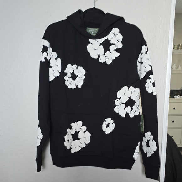 DENIM TEARS BRAND NEW W TAGS Floral Black Hoodie